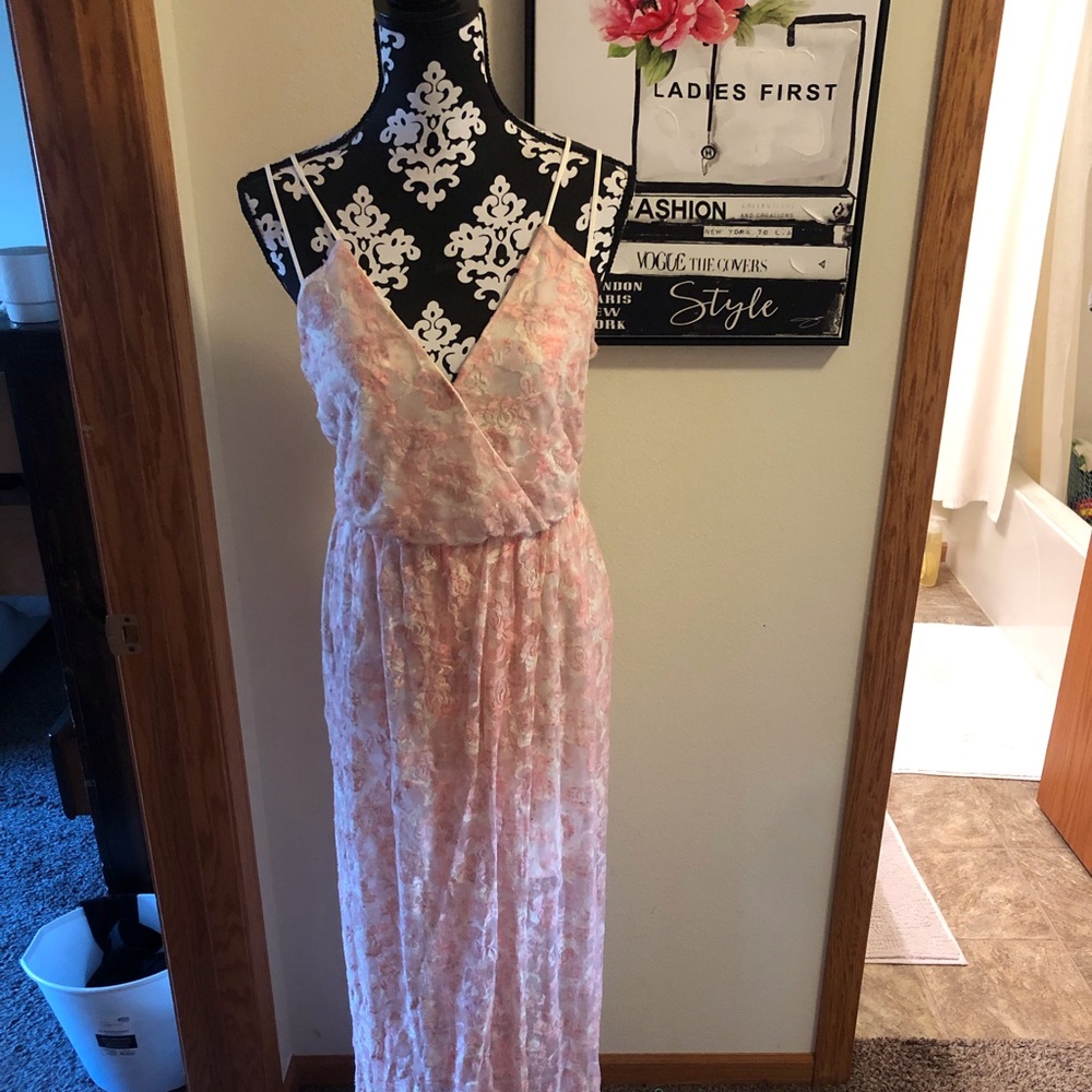 Floral Lace Maxi